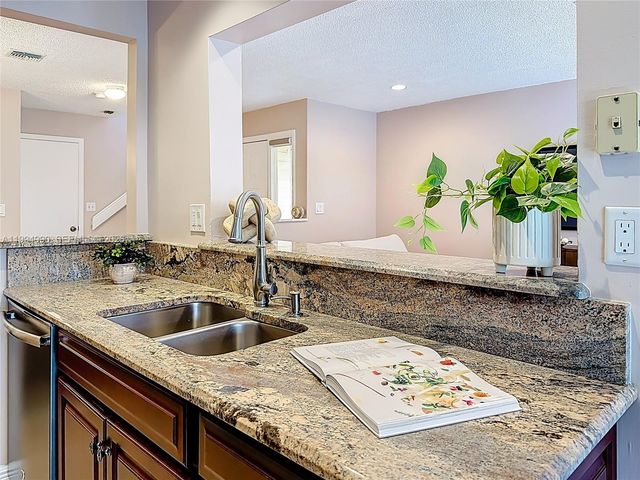 5043 Pointe Emerald Ln, Boca Raton, FL 33486