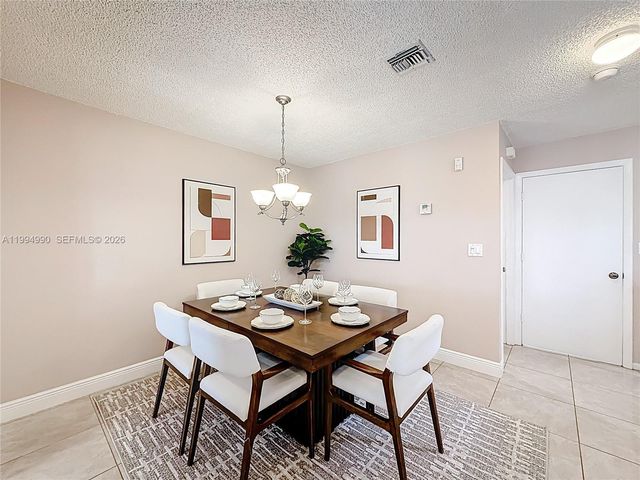 5043 Pointe Emerald Ln, Boca Raton, FL 33486