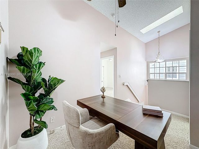 5043 Pointe Emerald Ln, Boca Raton, FL 33486