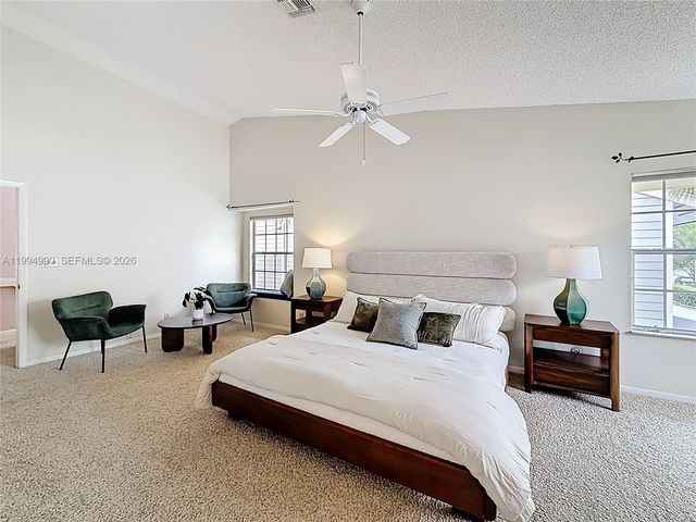 5043 Pointe Emerald Ln, Boca Raton, FL 33486