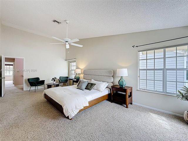 5043 Pointe Emerald Ln, Boca Raton, FL 33486