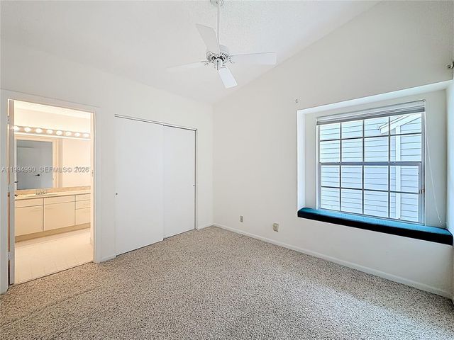 5043 Pointe Emerald Ln, Boca Raton, FL 33486
