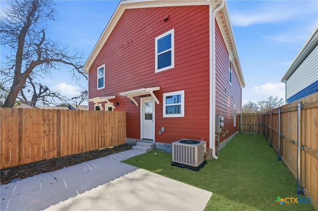 909 S Martin Luther King Jr Drive A & B, Temple, TX 76504