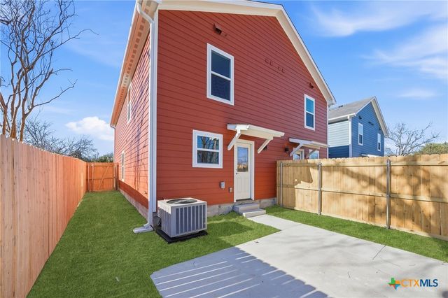 909 S Martin Luther King Jr Drive A & B, Temple, TX 76504