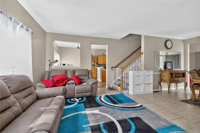 142 Willow Drive, Easton, PA 18045