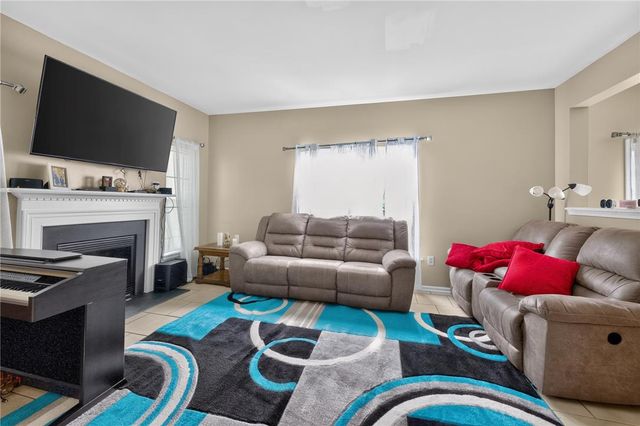 142 Willow Drive, Easton, PA 18045