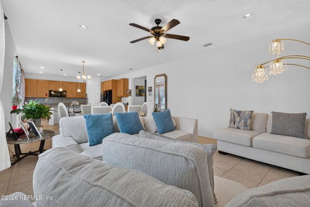 1010 WETLAND RIDGE Circle, Middleburg, FL 32068