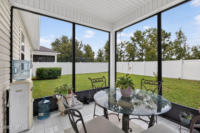 1010 WETLAND RIDGE Circle, Middleburg, FL 32068