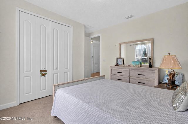 1010 WETLAND RIDGE Circle, Middleburg, FL 32068