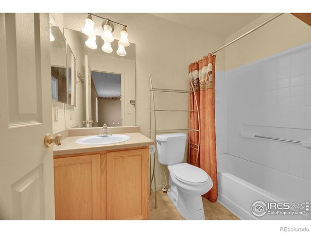 10411 Durango Place, Longmont, CO 80504