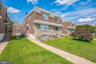 2721 SOLLY AVENUE, Philadelphia, PA 19152
