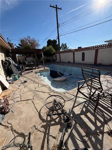 4951 Plata Del Sol Drive, Las Vegas, NV 89121