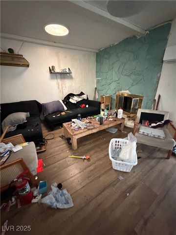 4951 Plata Del Sol Drive, Las Vegas, NV 89121