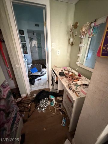 4951 Plata Del Sol Drive, Las Vegas, NV 89121