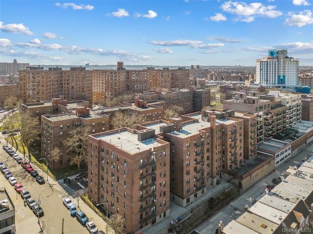 99-63 66 ave F7, Rego Park, NY 11374
