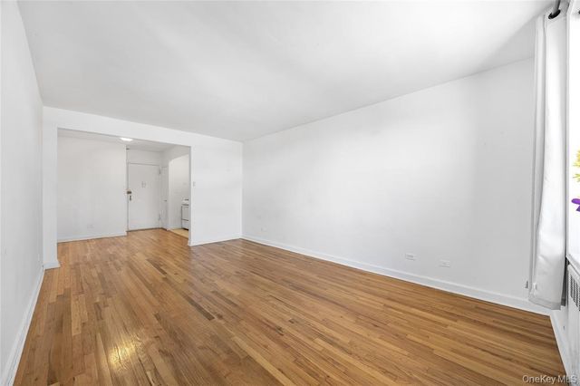 99-63 66 ave F7, Rego Park, NY 11374