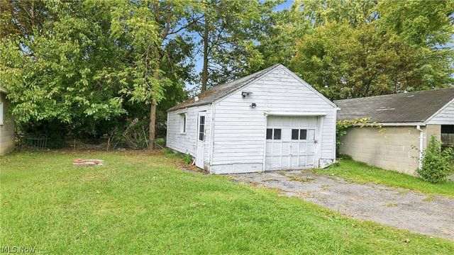 1946 Connecticut Avenue, Youngstown, OH 44509