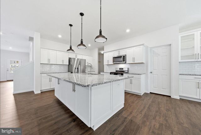 1815 COLT LN, Frederick, MD 21702