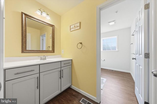 1815 COLT LN, Frederick, MD 21702