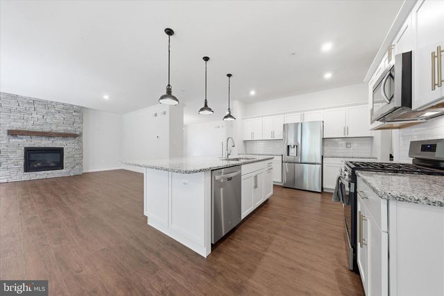 1815 COLT LN, Frederick, MD 21702
