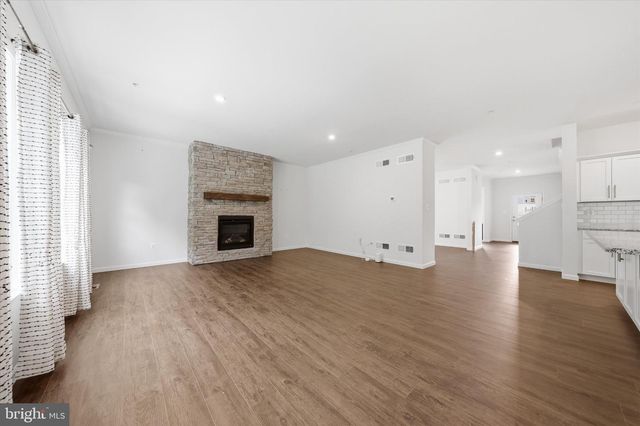 1815 COLT LN, Frederick, MD 21702