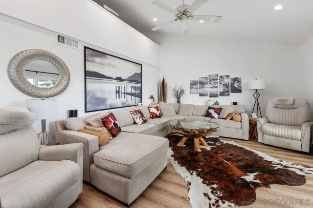 1645 Buena Vista Ave, Spring Valley, CA 91977