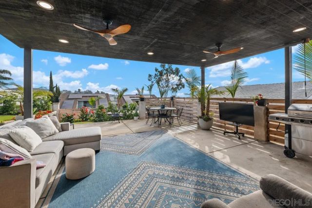 1645 Buena Vista Ave, Spring Valley, CA 91977