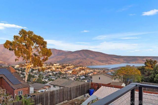 1645 Buena Vista Ave, Spring Valley, CA 91977