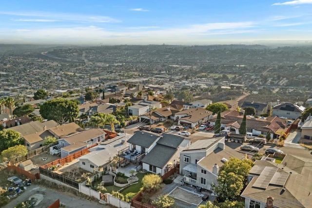 1645 Buena Vista Ave, Spring Valley, CA 91977