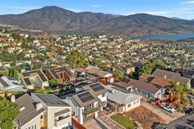 1645 Buena Vista Ave, Spring Valley, CA 91977