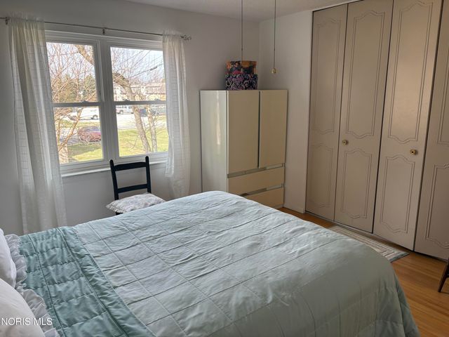 6548 Cornwall Court, Sylvania, OH 43560