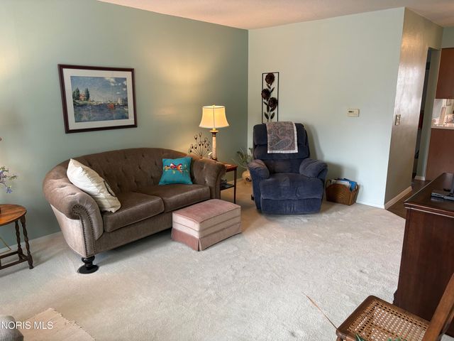 6548 Cornwall Court, Sylvania, OH 43560