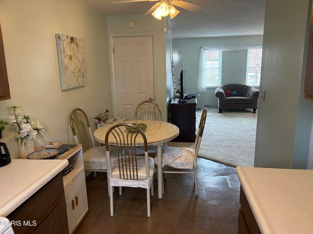 6548 Cornwall Court, Sylvania, OH 43560