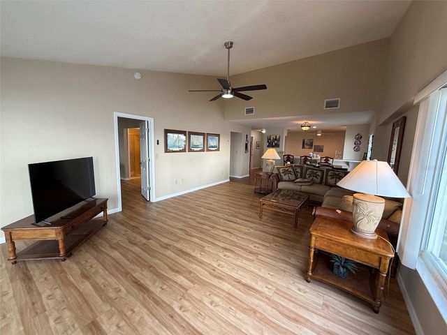 1477 PARK BEACH CIRCLE 31, Punta Gorda, FL 33950