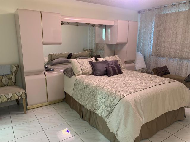 7216 S Devon Drive 212, Tamarac, FL 33321