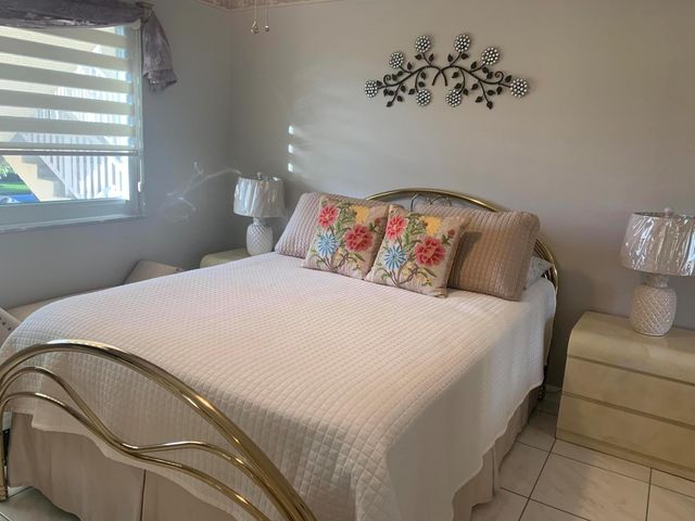 7216 S Devon Drive 212, Tamarac, FL 33321