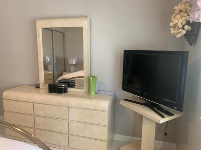 7216 S Devon Drive 212, Tamarac, FL 33321