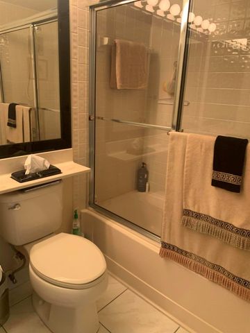 7216 S Devon Drive 212, Tamarac, FL 33321