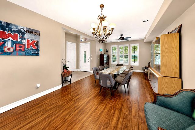 2815 Castleview Dr, Turlock, CA 95382