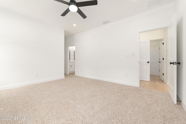 14035 DUNROVEN Drive, Bryceville, FL 32009