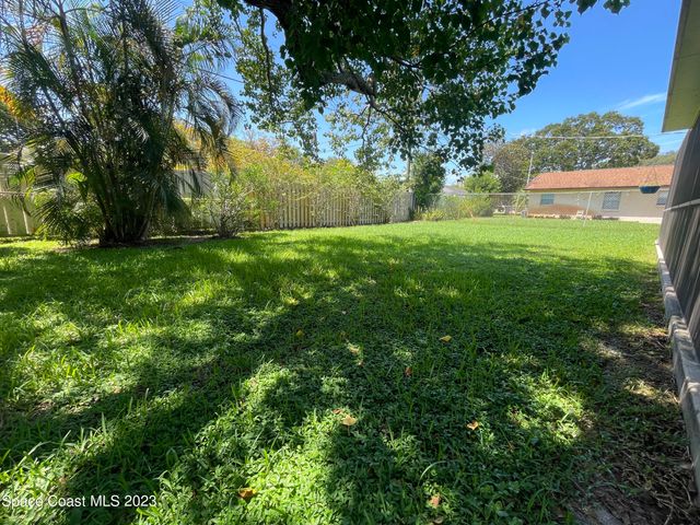 897 Levitt Parkway, Rockledge, FL 32955