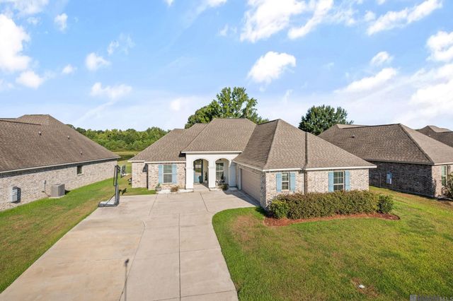 21049 High Plains Dr, Zachary, LA 70791