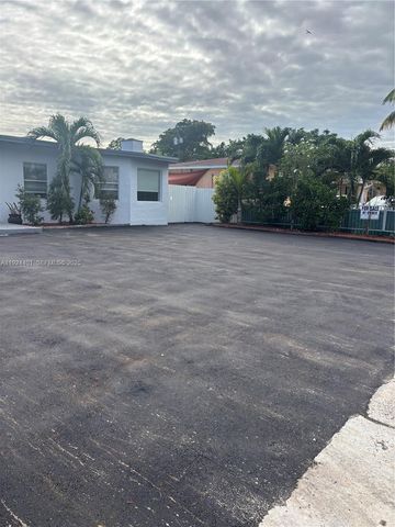 354 E 50th St, Hialeah, FL 33013