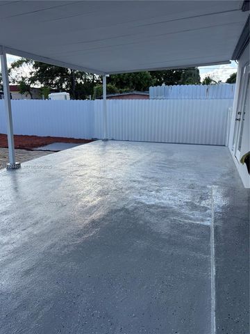 354 E 50th St, Hialeah, FL 33013