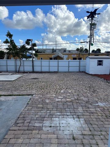 354 E 50th St, Hialeah, FL 33013