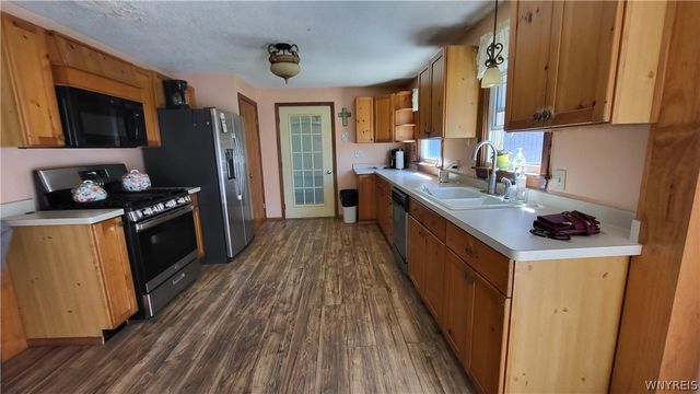 7284 Woodland Drive, Boston, NY 14075