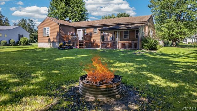 7284 Woodland Drive, Boston, NY 14075