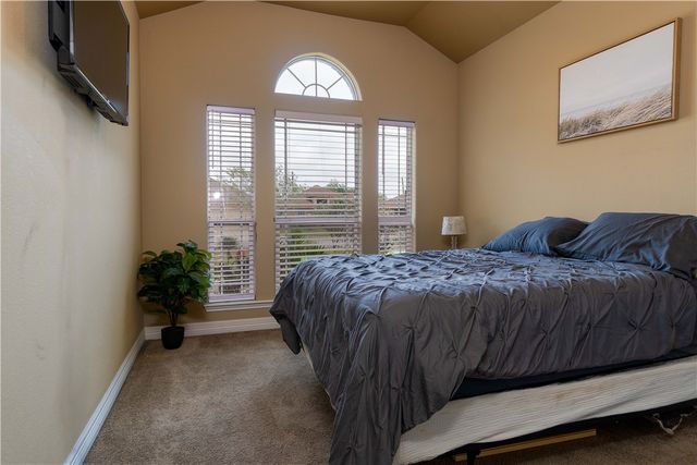 4355 Summer Wind Dr, Corpus Christi, TX 78413