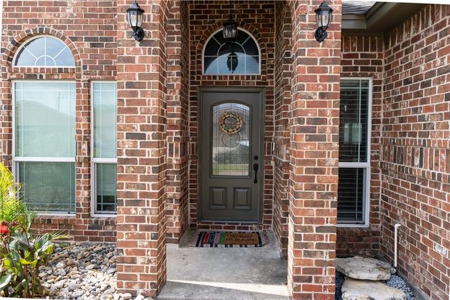 4355 Summer Wind Dr, Corpus Christi, TX 78413