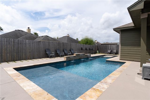 4355 Summer Wind Dr, Corpus Christi, TX 78413